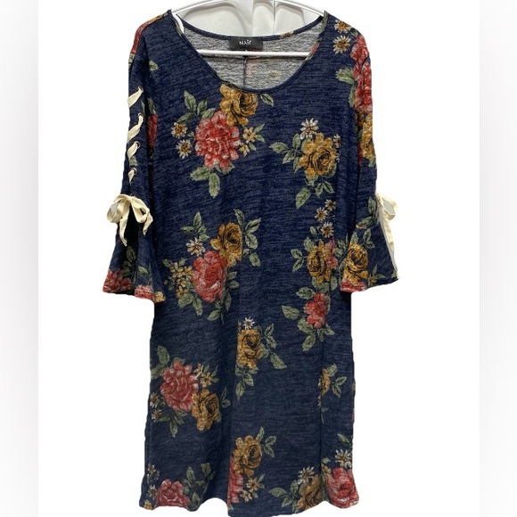 Naif women's sweater dress size medium floral navy blue soft tie sleeves nwt - Picture 1 of 10